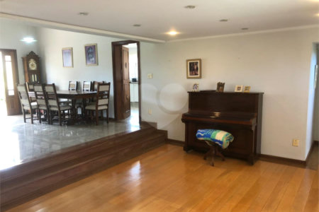 Casa para venda no Condomínio Parque Faber 1