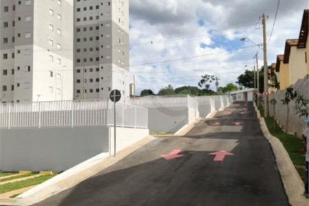 Apartamento à venda no condomínio Parque dos Manacás