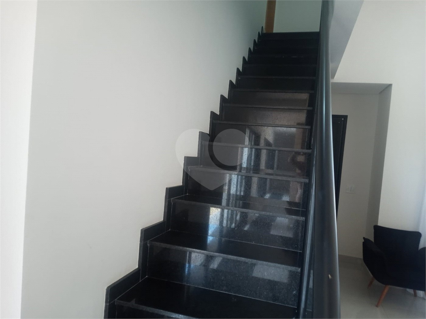 Casa à venda ou para alugar com 3 suítes no condomínio Residencial Viena, Indaiatuba - SP