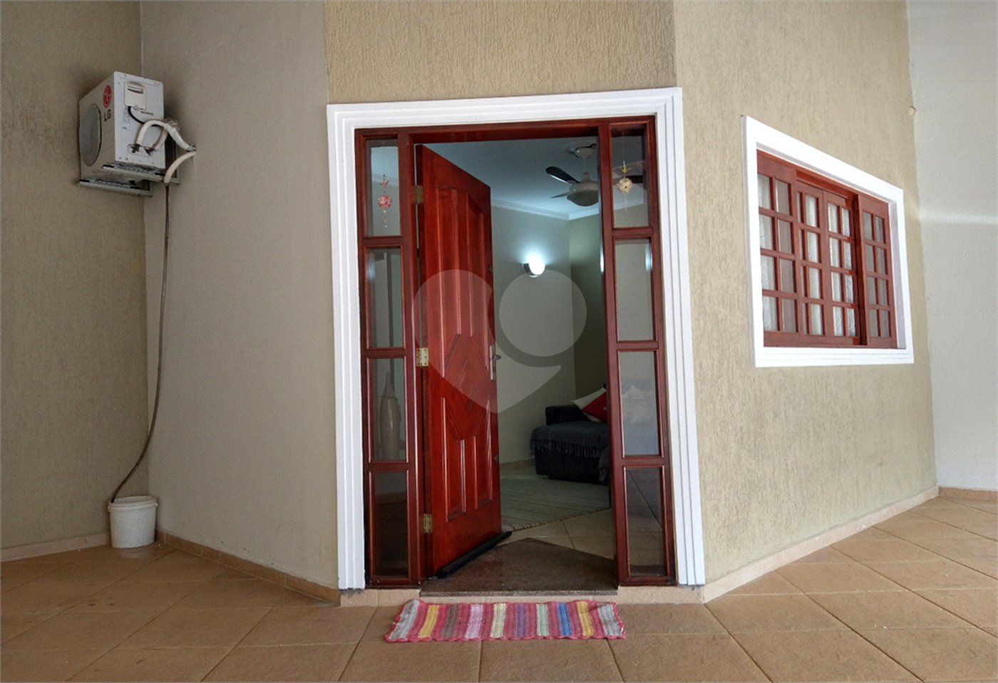 Sobrado à venda com 3 quartos, sendo 2 suítes, em Jardim Hubert, Indaiatuba, SP