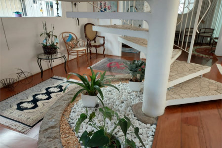 Sobrado à venda com 4 suítes em Vila Inah, São Paulo, SP