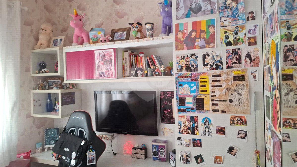 Casa à venda com 3 suítes no condomínio Villa das Flores, Mogi das Cruzes - SP