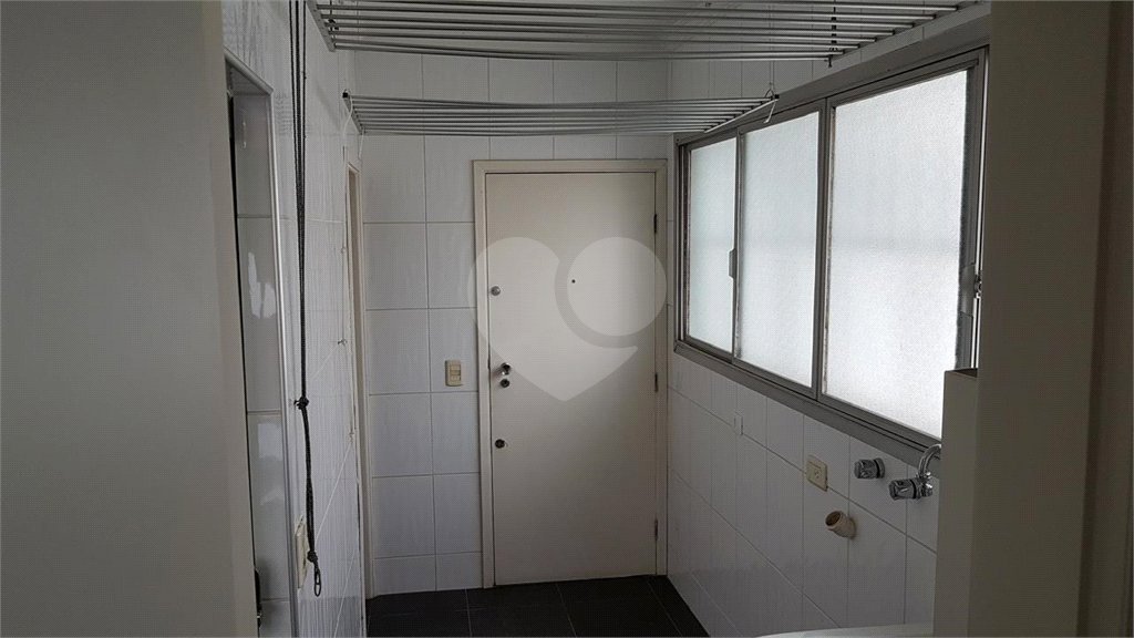 Apartamento à venda com 3 quartos, sendo 1 suíte, em Alto da Lapa, São Paulo, SP