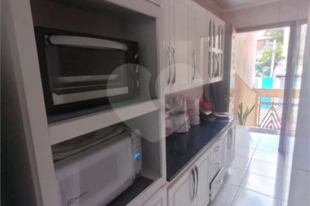Sobrado à venda com 3 quartos em Vila Mazzei, São Paulo, SP
