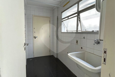 Apartamento à venda com 2 quartos, sendo 1 suíte, em Santa Cecília, São Paulo, SP