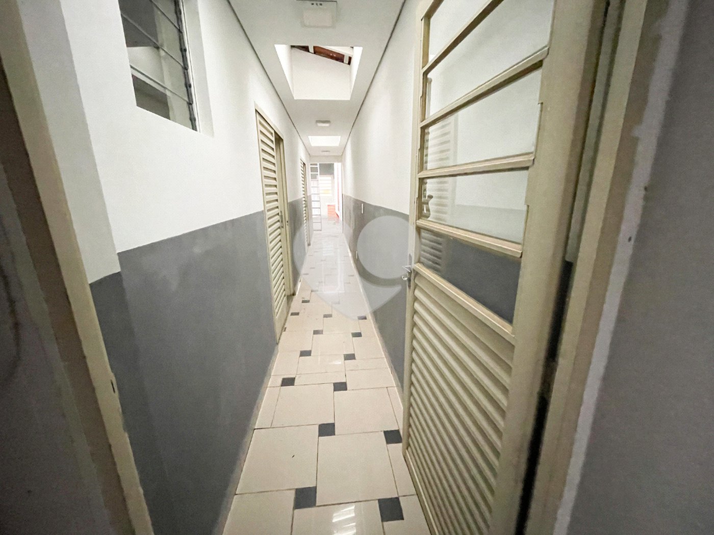 Casa à venda com 2 quartos, sendo 1 suíte, no condomínio Residencial Dona Lilla, Itu - SP