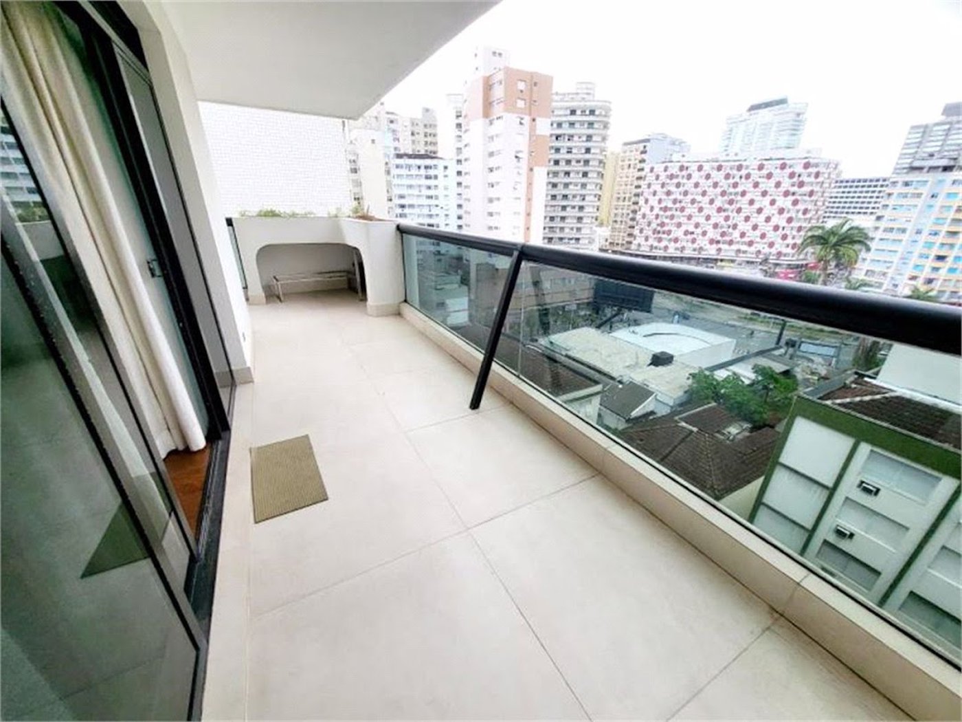 Apartamento Residencial à venda, Gonzaga, Santos - AP1919.