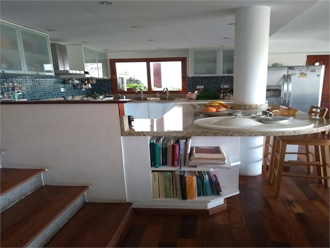 Casa à venda com 5 suítes em Vila Pirajussara, São Paulo, SP