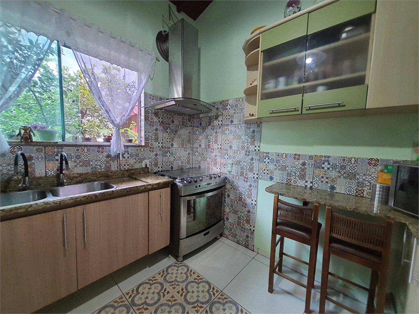Chácara à venda com 3 quartos, sendo 2 suítes,  em Estância San Remo, Atibaia, SP