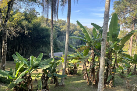 Sítio à venda com 4 quartos, sendo 1 suíte, em Caete (mailasqui), São Roque, SP