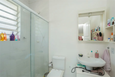 Sobrado à venda com 4 quartos, sendo 2 suítes, em Vila Madalena, São Paulo, SP