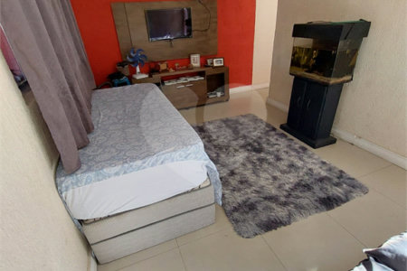 Casa Térrea à venda com 2 quartos em Jardim São Lourenzo, Sorocaba, SP