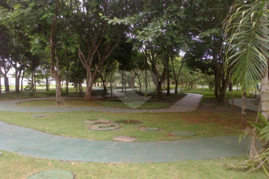 Sobrado à venda com 5 suítes em Enseada, Bertioga, SP