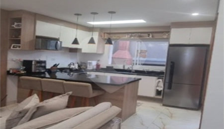 Casa à venda com 2 suítes no condomínio Residencial Pedro Julio, Mogi das Cruzes - SP