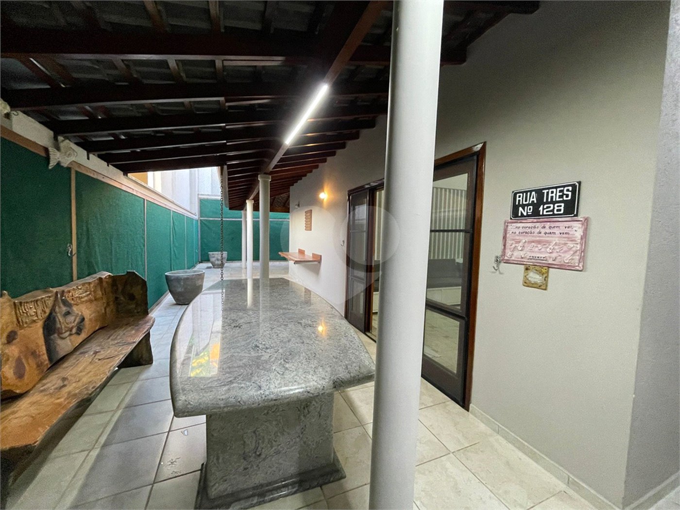 Casa para alugar com 3 suítes no condomínio Bosque de Grevilea, Vinhedo - SP