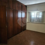 Sobrado à venda com 4 quartos, sendo 1 suíte, no Centro, Araraquara, SP