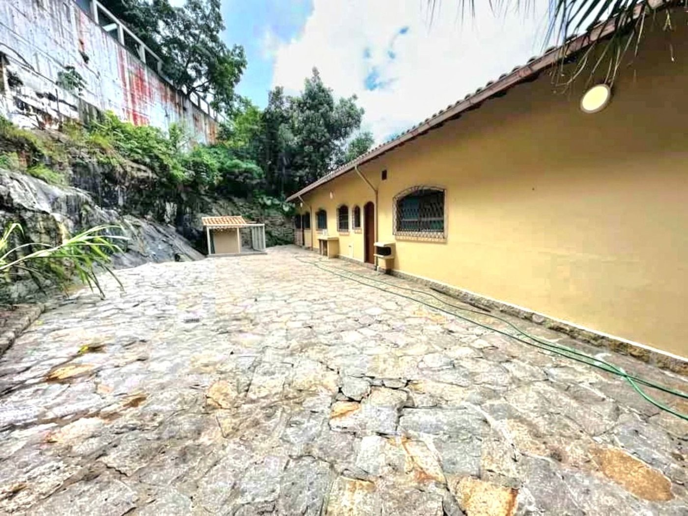 Casa para alugar, 551 m² por R$ 15.000,02/mês - Morro Santa Terezinha - Santos/SP