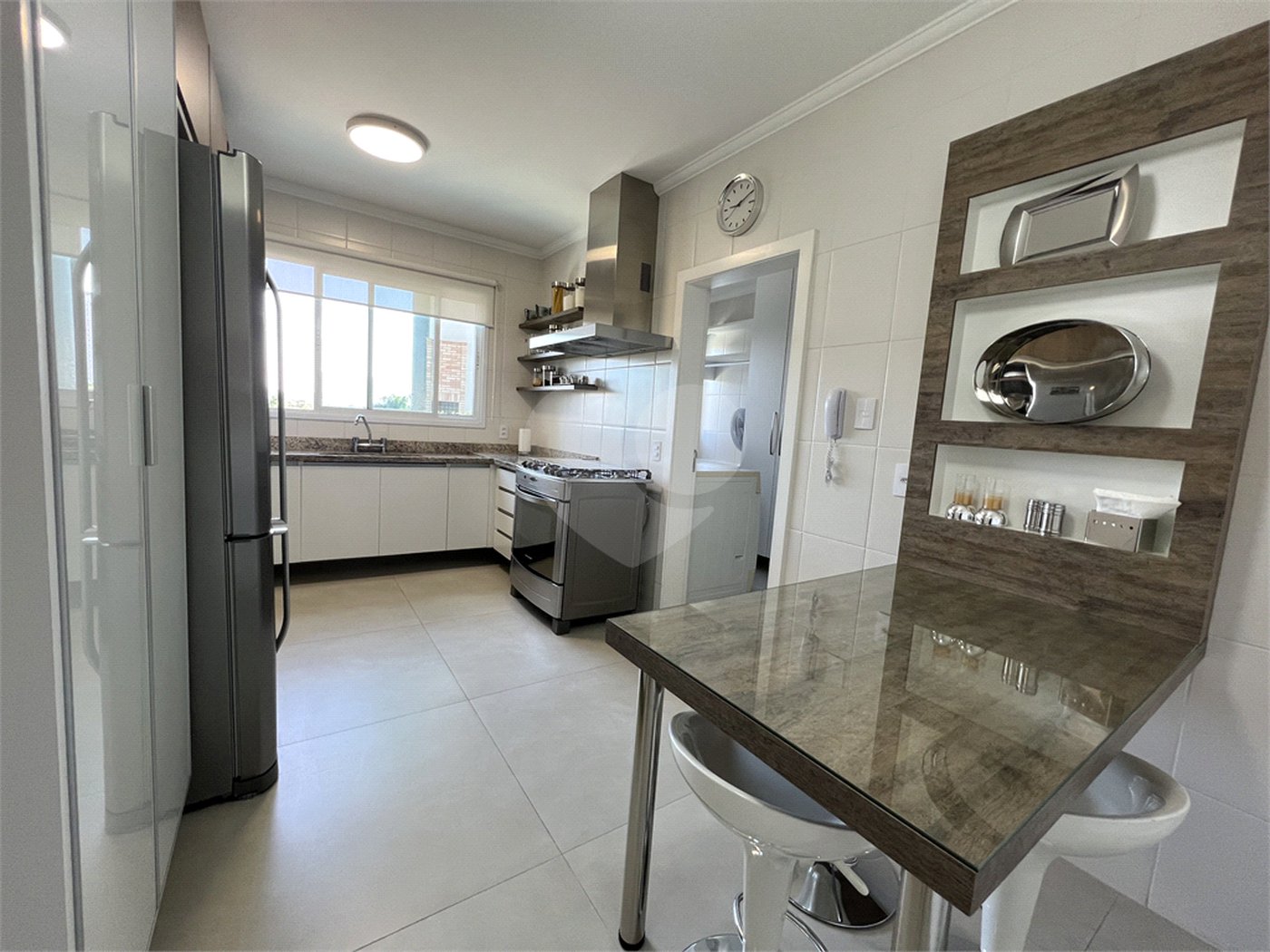 Apartamento à venda com 4 quartos, sendo 2 suítes, em Vila Sfeir, Indaiatuba, SP