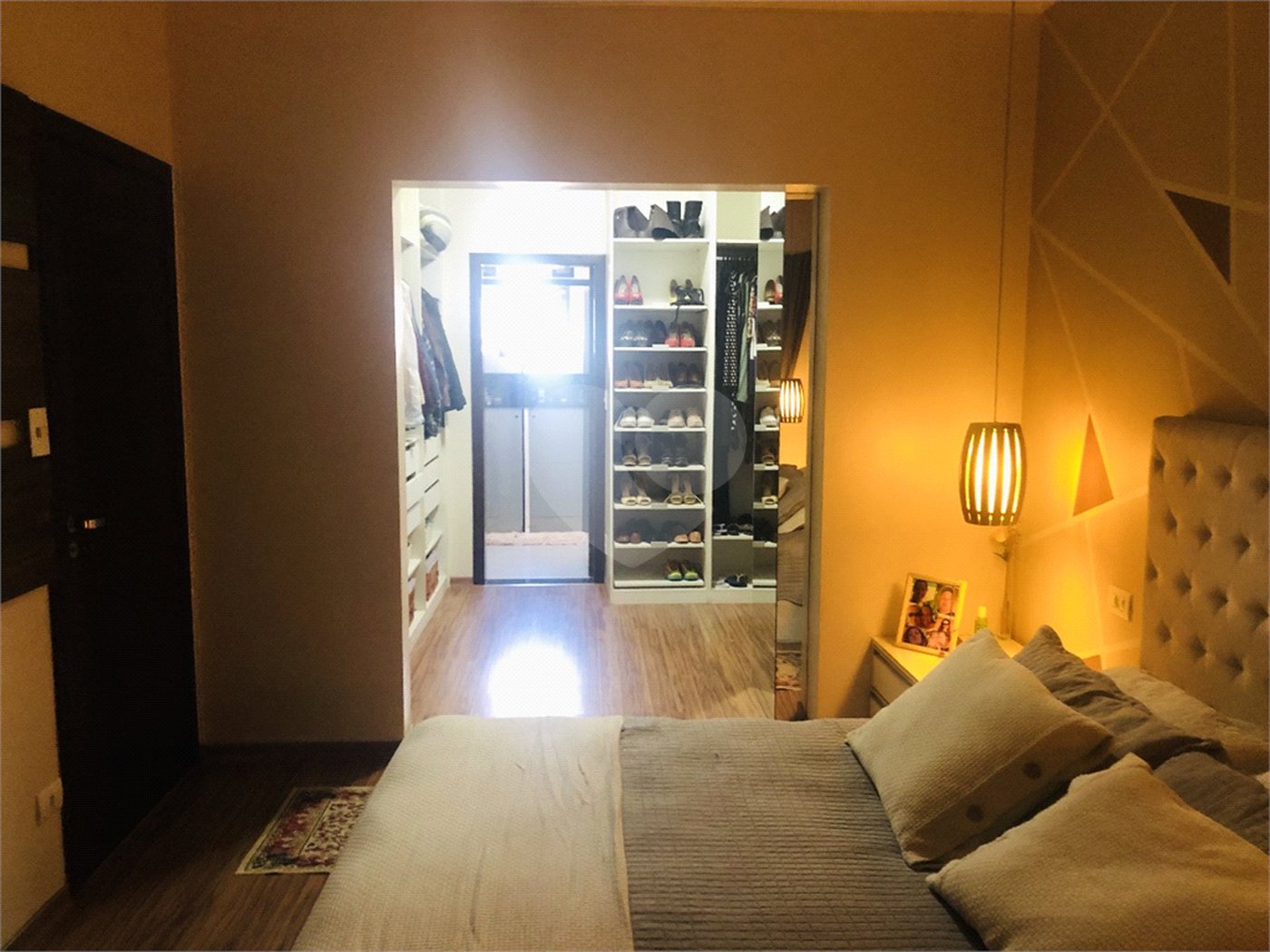 Sobrado à venda com 3 quartos, sendo 1 suíte, em Jardim Peri, São Paulo, SP