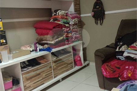 Casa Térrea à venda com 3 quartos em Recanto Feliz, Suzano, SP