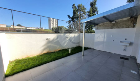 Casa à venda com 3 quartos, sendo 1 suíte,  no condomínio Residencial Américo Figueiredo, Sorocaba - SP