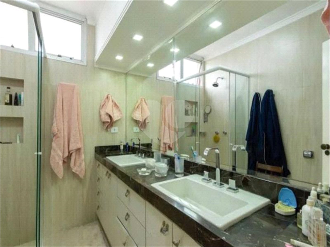 Apartamento à venda com 3 quartos, sendo 2 suítes, em Campo Belo, São Paulo, SP