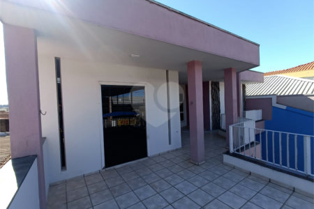 Casa à venda ou para alugar com 3 quartos, sendo 1 suíte, no Centro, Itapetininga, SP