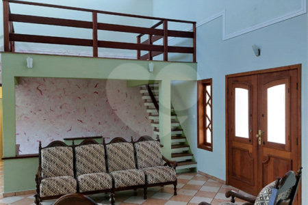Casa à venda com 4 suítes no condomínio Monte Belo, Salto - SP