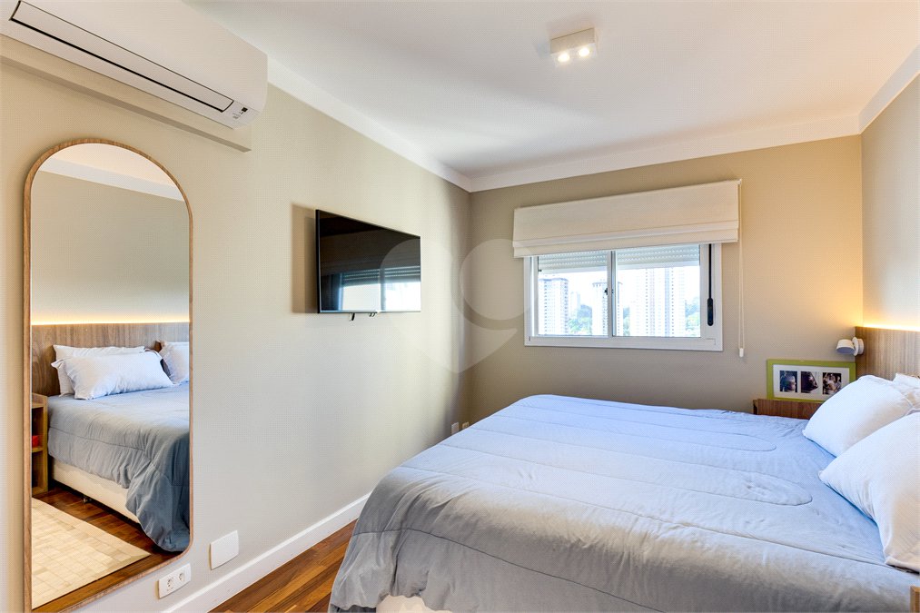 Apartamento à venda com 3 quartos, sendo 2 suítes,  em Jardim Marajoara, São Paulo, SP