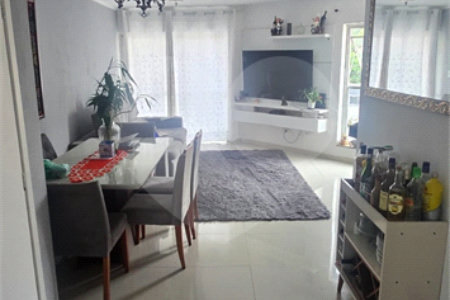 Apartamento à venda com 2 quartos, sendo 1 suíte,  em Vila Monumento, São Paulo, SP