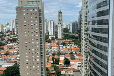 Apartamento à venda com 2 suítes em Cidade Monções, São Paulo, SP