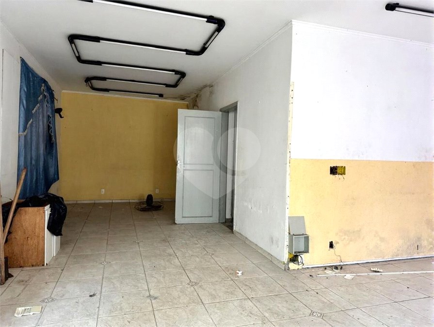 Sobrado à venda com 4 quartos em Brooklin, São Paulo, SP
