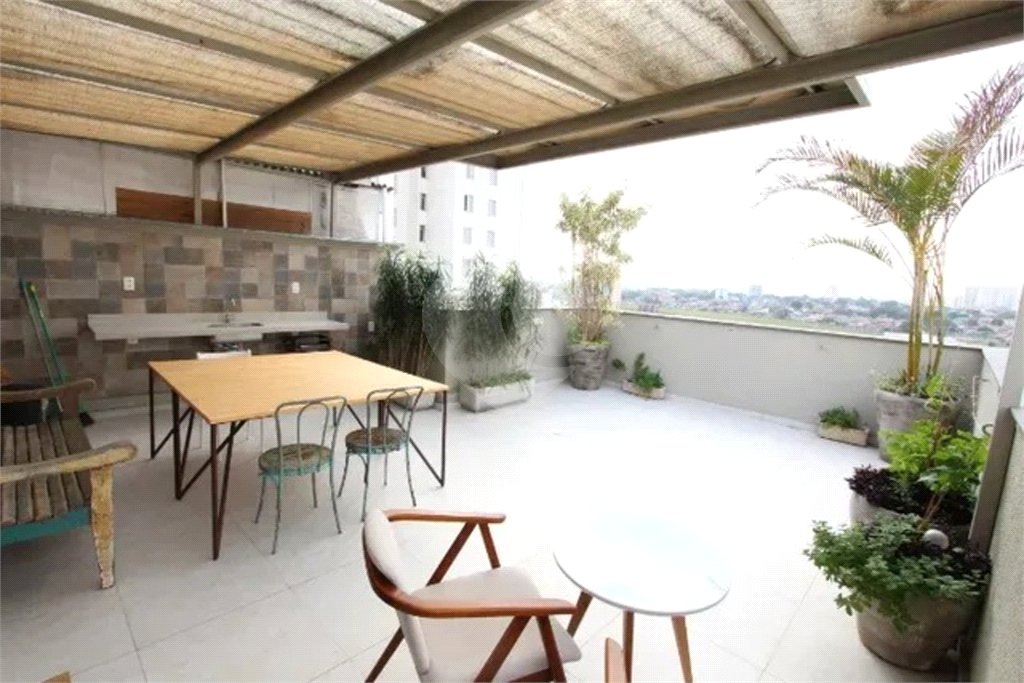 Apartamento à venda com 3 quartos, sendo 1 suíte, em Conjunto Residencial Trinta e Um de Março, São José dos Campos, SP