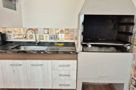 Casa à venda com 4 quartos, sendo 1 suíte,  no condomínio Residencial Alto da Lapa II, São Paulo - SP