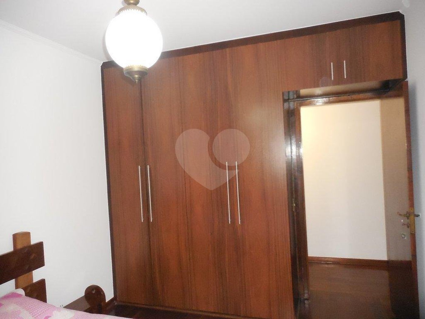 Casa à venda com 3 quartos, sendo 1 suíte, em Piraporinha, Diadema, SP
