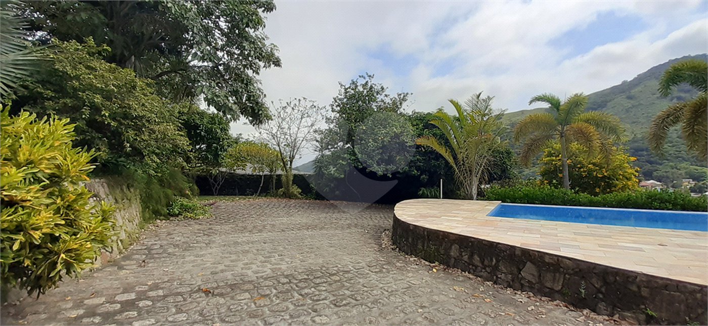 Casa à venda com 2 suítes em Campo Grande, Rio de Janeiro, RJ