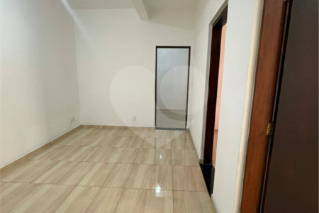 Casa Térrea à venda com 2 quartos em Jardim América, Poá, SP