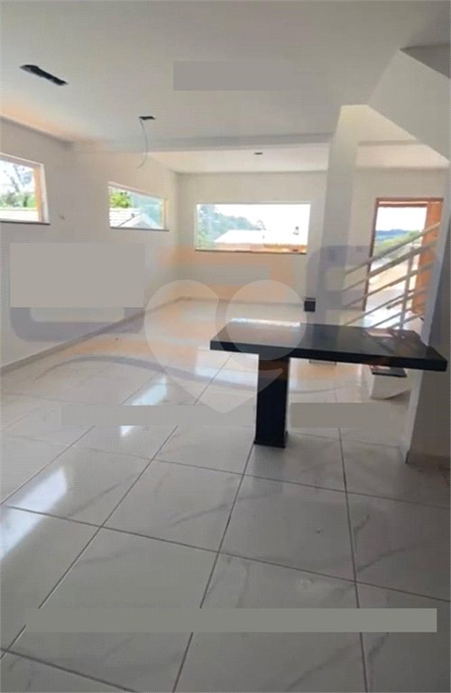 Casa à venda com 3 quartos, sendo 1 suíte, no condomínio Mirante da Mantiqueira, Mairiporã - SP