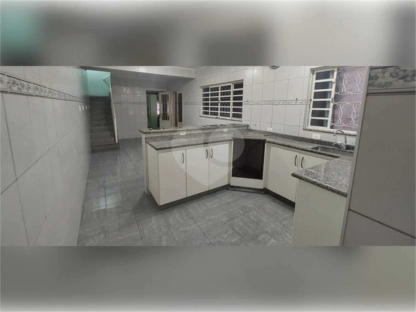 Casa à venda com 3 quartos, sendo 1 suíte, em Vila Nova Sorocaba, Sorocaba, SP