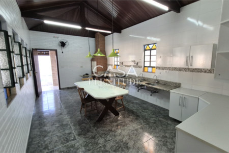 Casa em condomínio à venda ou para alugar com 3 quartos, sendo 1 suíte, em Jardim Ibiti do Paço, Sorocaba, SP