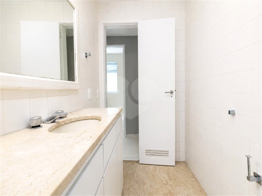Apartamento à venda com 4 quartos, sendo 1 suíte,  em Ipanema, Rio de Janeiro, RJ