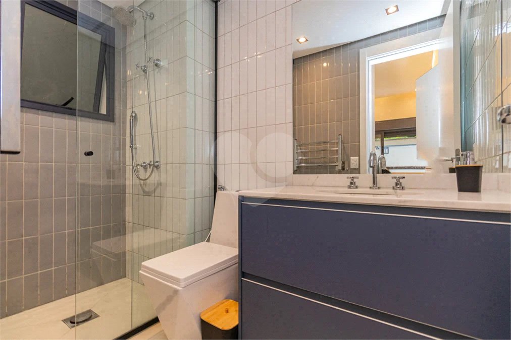 Apartamento 3 suítes 4 vagas 318m² a venda na Vila Sofia - São Paulo