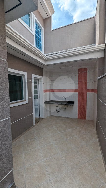 Sobrado Novo à Venda em Mirandópolis | 332 m² | 4 Dormitórios Suítes | 6 Vagas de Garagem