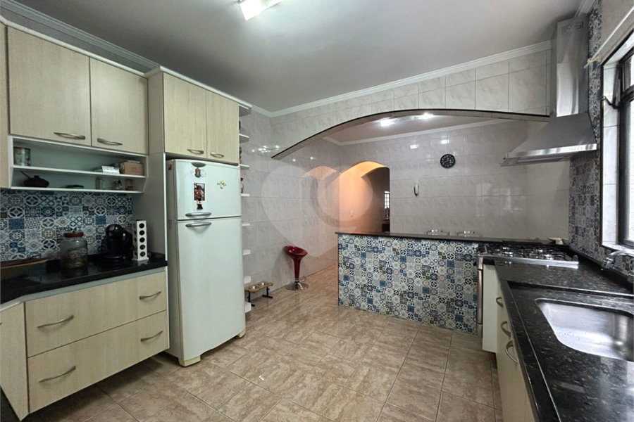 Sobrado à venda com 3 quartos, sendo 1 suíte, em Tremembé, São Paulo, SP