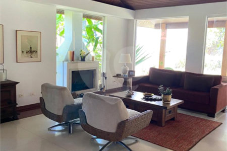 Casa à venda com 3 suítes em Fazenda Morumbi, São Paulo, SP