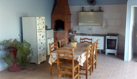 Casa à venda com 3 quartos, sendo 1 suíte,  em Dois Córregos, Piracicaba, SP