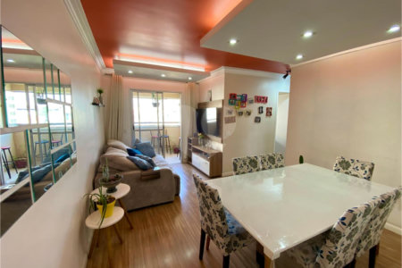 Apartamento à venda com 3 quartos, sendo 1 suíte,  em Saúde, São Paulo, SP