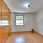 Apartamento à venda com 4 quartos, sendo 1 suíte, em Alto da Boa Vista, São Paulo, SP