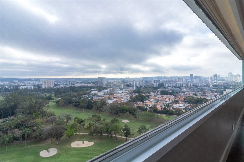 Apartamento à venda com 4 suítes em Vila Sofia, São Paulo, SP