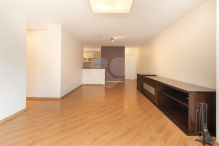 Apartamento à venda com 2 suítes em Campo Belo, São Paulo, SP